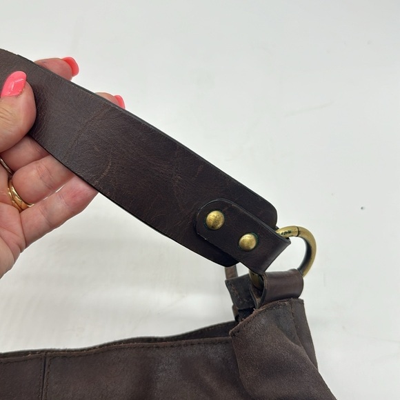 Nino Bossi Brown Leather Shoulder Bag BRN6231B - Picture 2 of 15